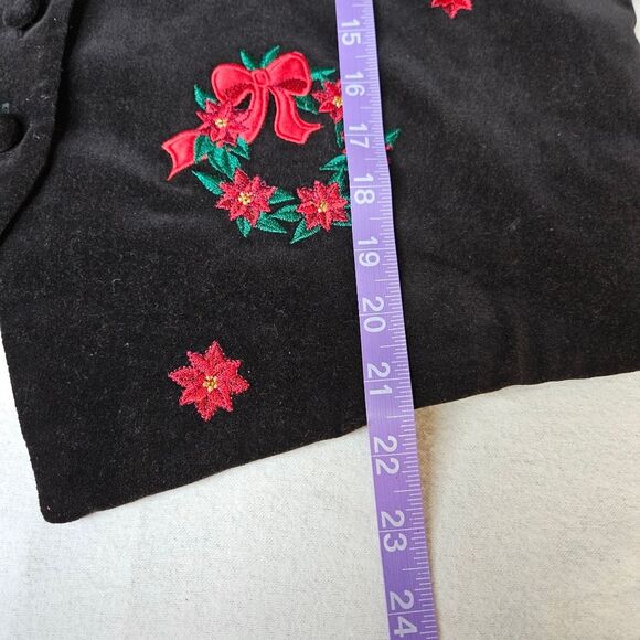 Karen Scott Vintage Black Velvet Button Front Embroidered Wreaths Christmas Vest - Picture 7 of 7